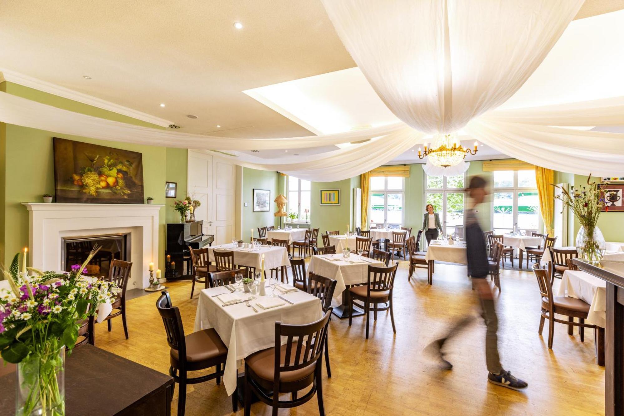 Café Wildau Hotel&Restaurant am Werbellinsee Schorfheide Buitenkant foto